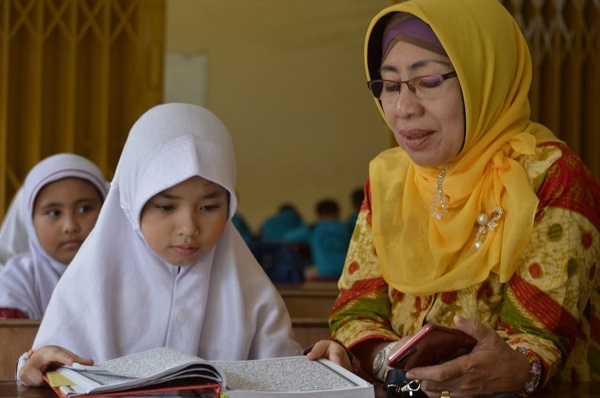Bingung Ciptakan Kegiatan Mengaji Menyenangkan Ikuti Langkah-Langkah Ini!